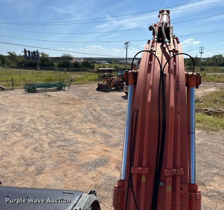 image for item GH9382 2012 Hitachi ZX200LC-3 excavator