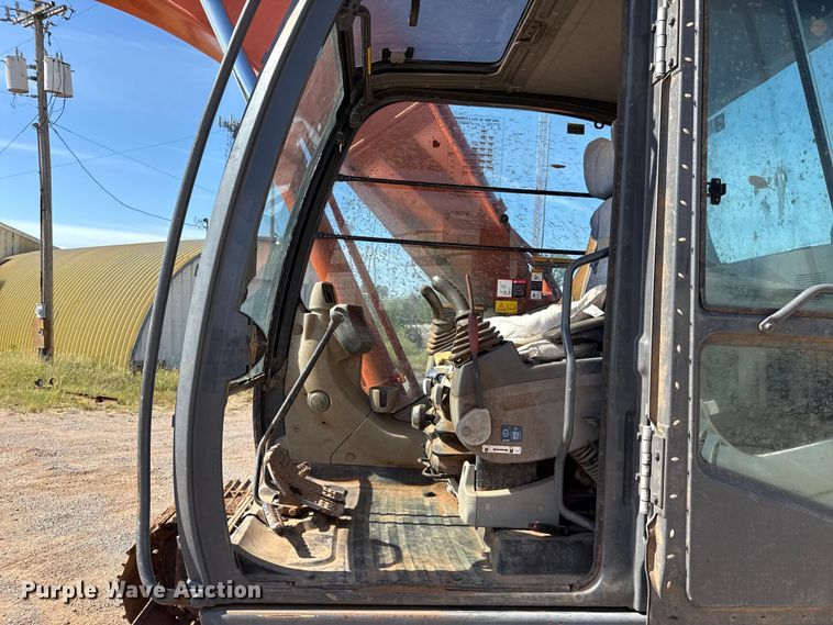 image for item GH9382 2012 Hitachi ZX200LC-3 excavator