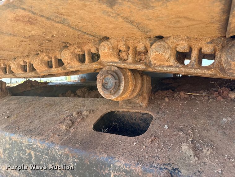 image for item GH9382 2012 Hitachi ZX200LC-3 excavator