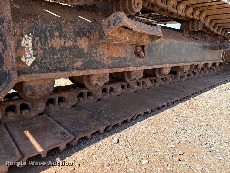 image for item GH9382 2012 Hitachi ZX200LC-3 excavator