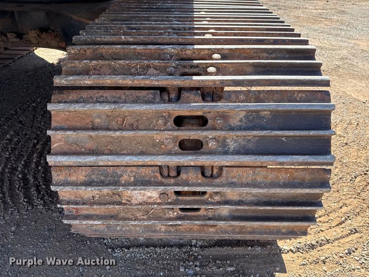 image for item GH9382 2012 Hitachi ZX200LC-3 excavator