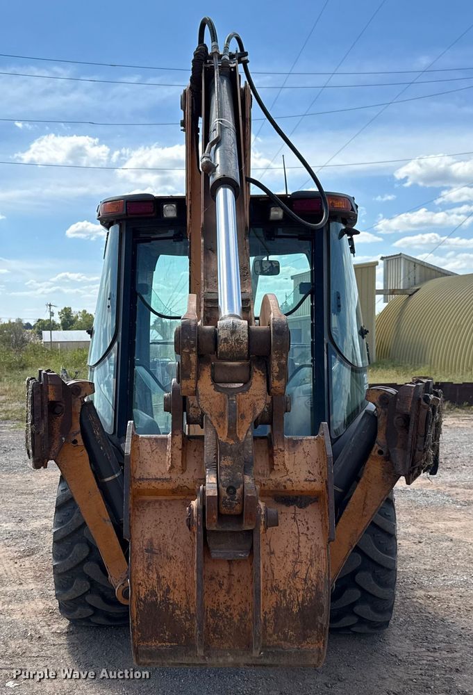 image for item GH9389 2013 Case 580 Super N backhoe