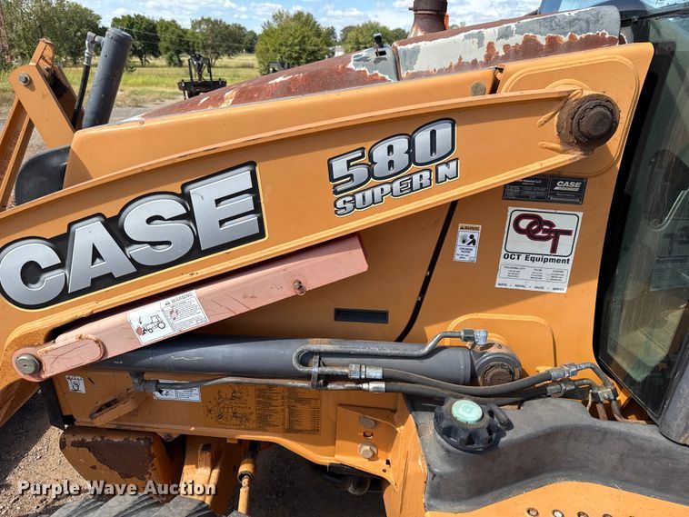 image for item GH9389 2013 Case 580 Super N backhoe