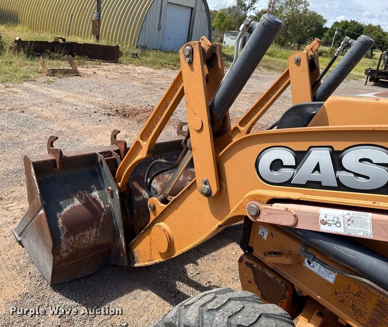 image for item GH9389 2013 Case 580 Super N backhoe
