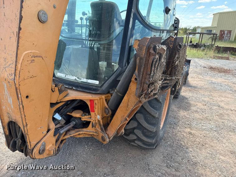 image for item GH9389 2013 Case 580 Super N backhoe