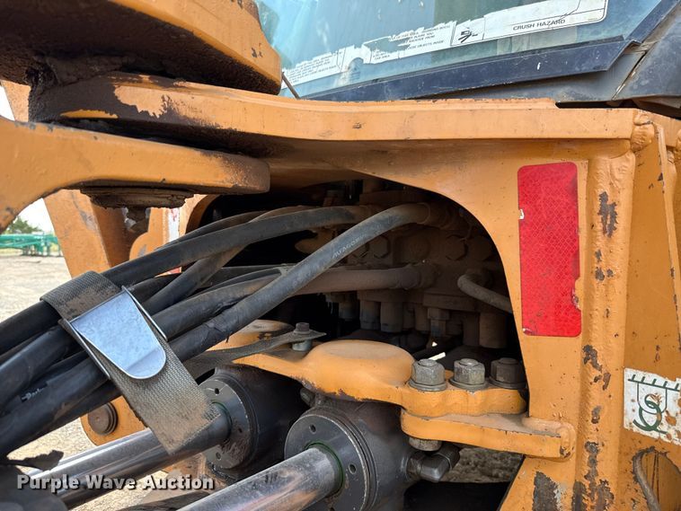 image for item GH9389 2013 Case 580 Super N backhoe