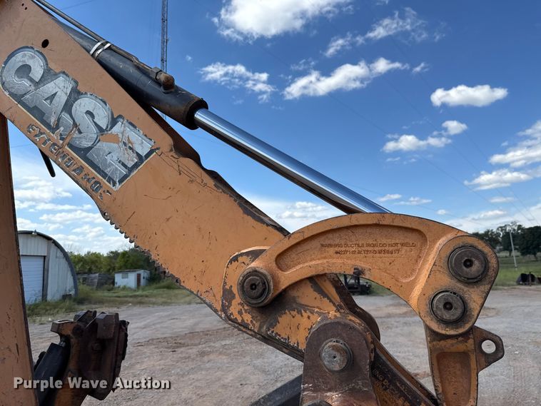 image for item GH9389 2013 Case 580 Super N backhoe