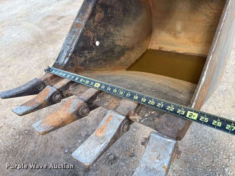 image for item GH9389 2013 Case 580 Super N backhoe