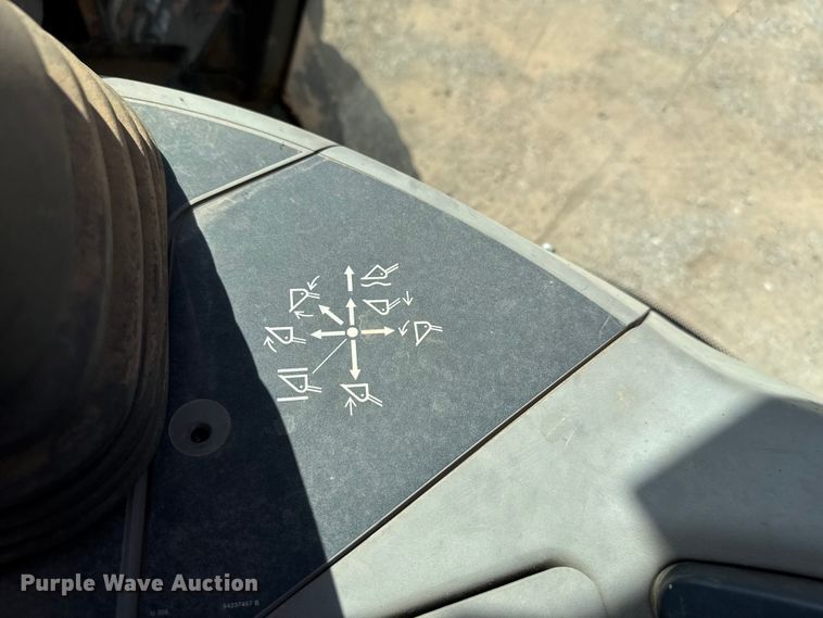 image for item GH9389 2013 Case 580 Super N backhoe