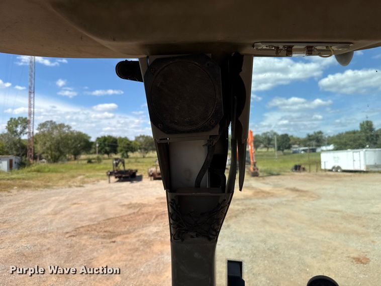 image for item GH9389 2013 Case 580 Super N backhoe