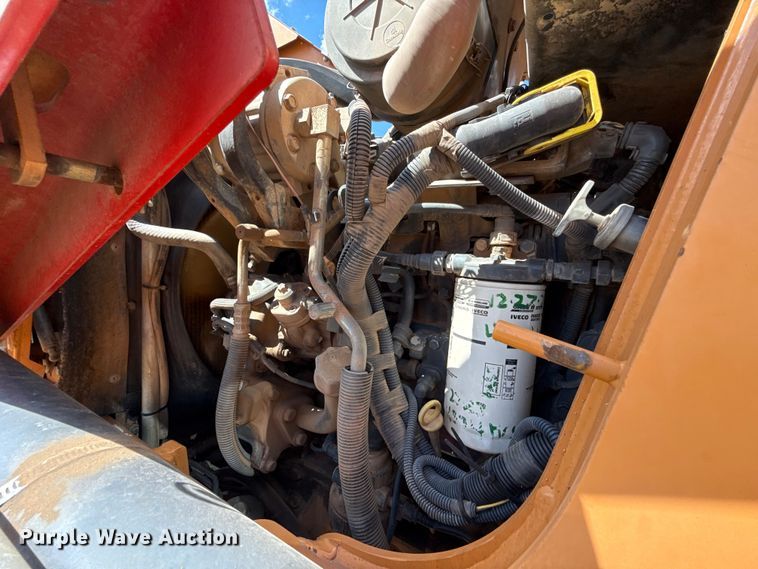 image for item GH9389 2013 Case 580 Super N backhoe