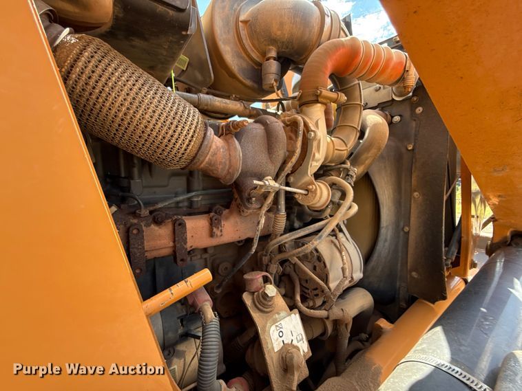 image for item GH9389 2013 Case 580 Super N backhoe