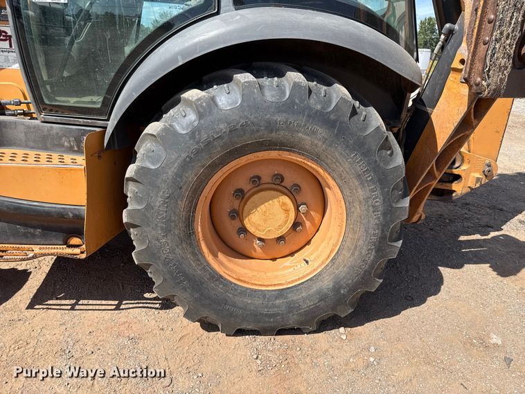 image for item GH9389 2013 Case 580 Super N backhoe