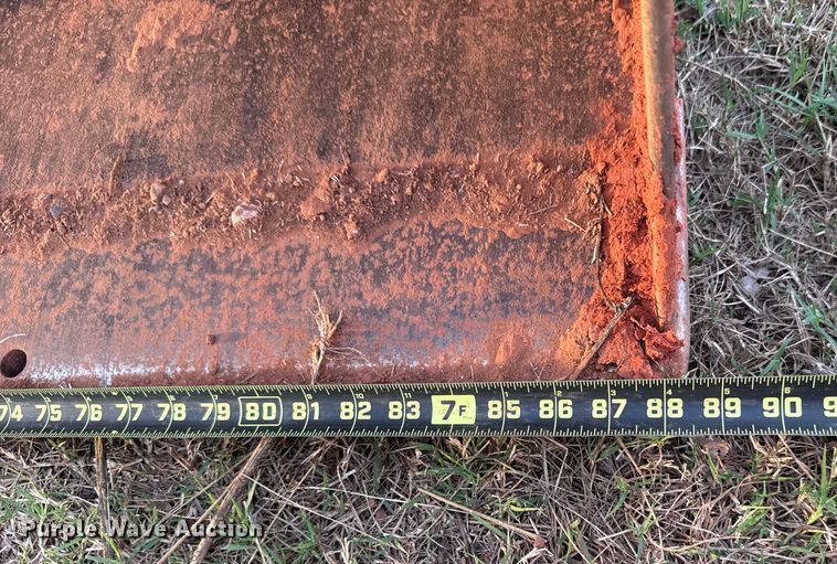 image for item GH9398 1998 New Holland 555E backhoe