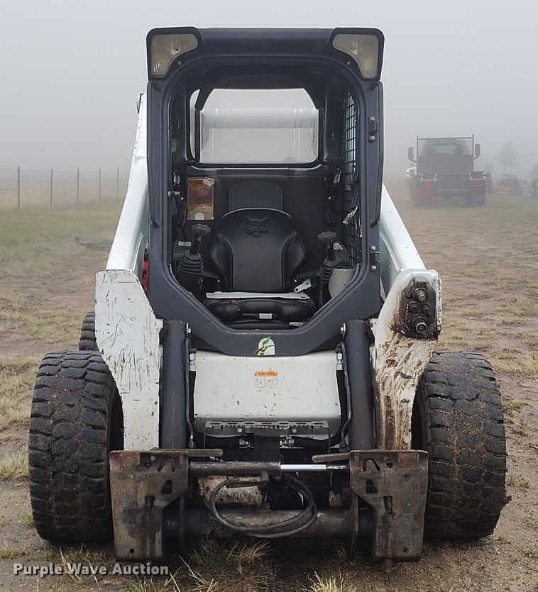MINI CARGADOR SOBRE RUEDAS 2017 BOBCAT S770