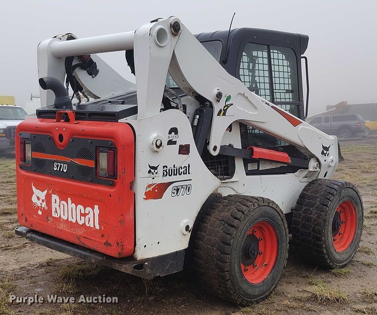 image for item IP9664 2017 Bobcat S770 skid steer loader