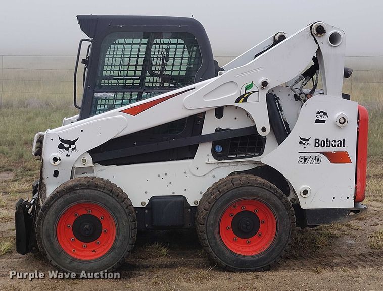 image for item IP9664 2017 Bobcat S770 skid steer loader
