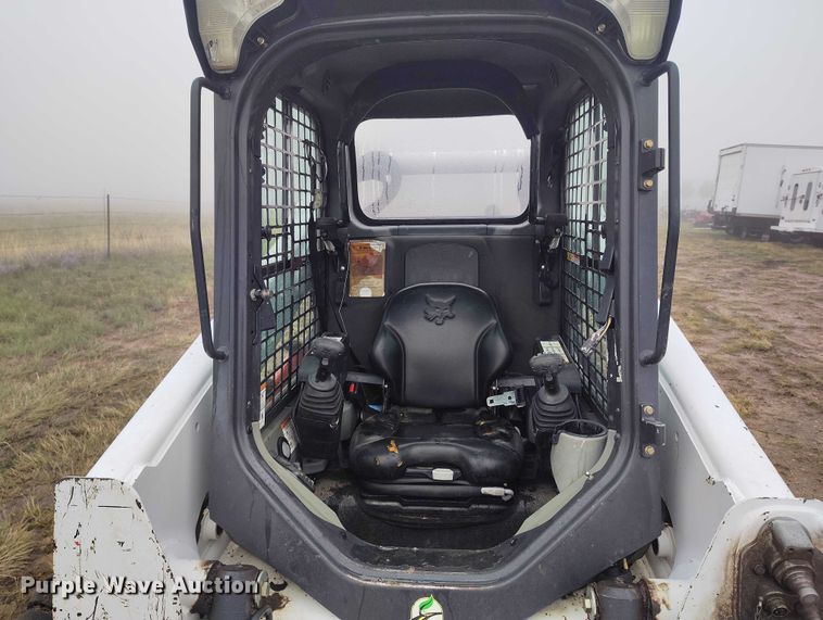 image for item IP9664 2017 Bobcat S770 skid steer loader