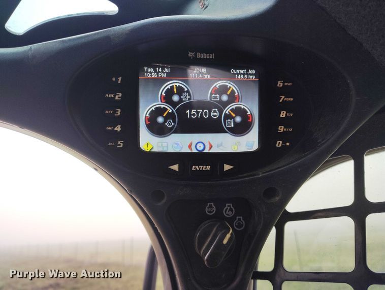 image for item IP9664 2017 Bobcat S770 skid steer loader