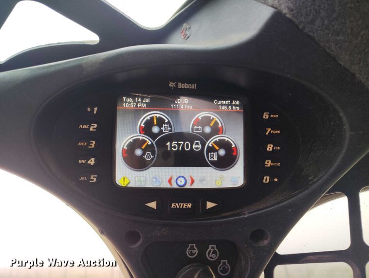 image for item IP9664 2017 Bobcat S770 skid steer loader