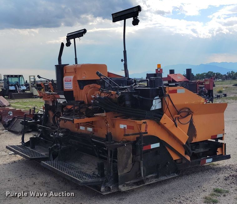 image for item IP9665 LeeBoy L1000 T paver