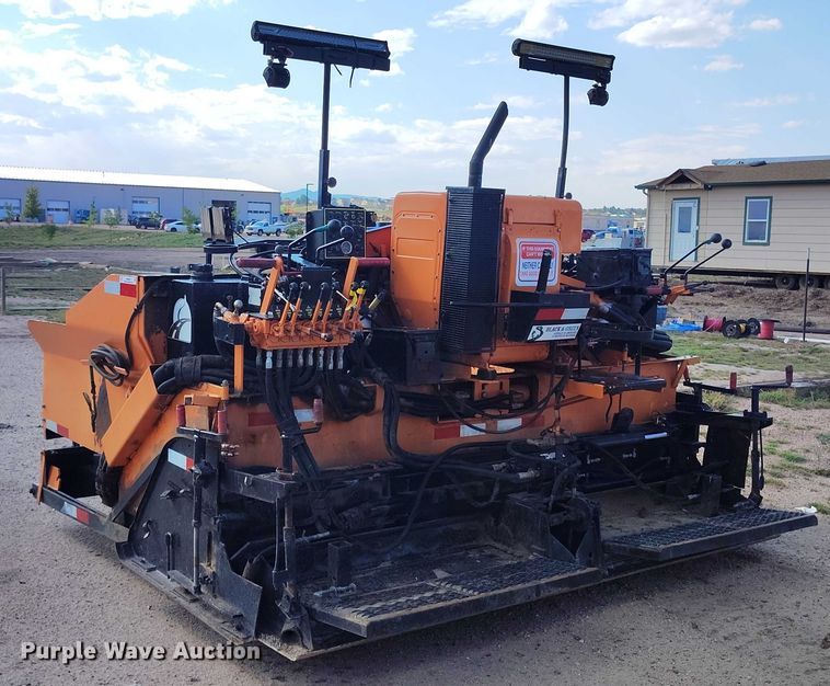 image for item IP9665 LeeBoy L1000 T paver