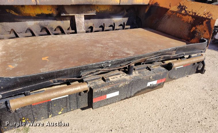 image for item IP9665 LeeBoy L1000 T paver