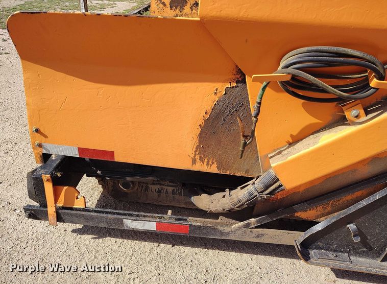 image for item IP9665 LeeBoy L1000 T paver