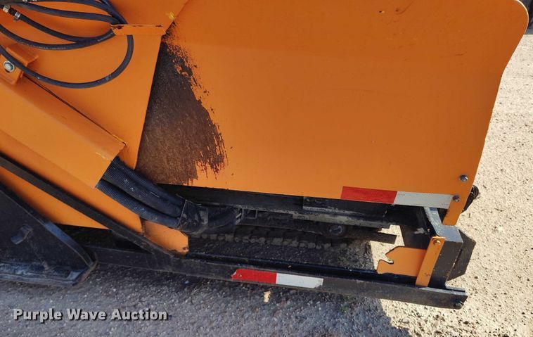 image for item IP9665 LeeBoy L1000 T paver