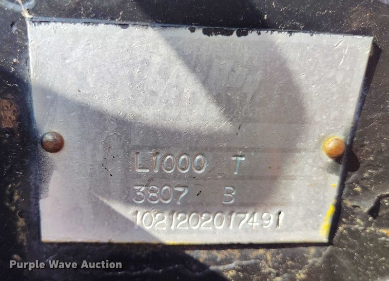 image for item IP9665 LeeBoy L1000 T paver