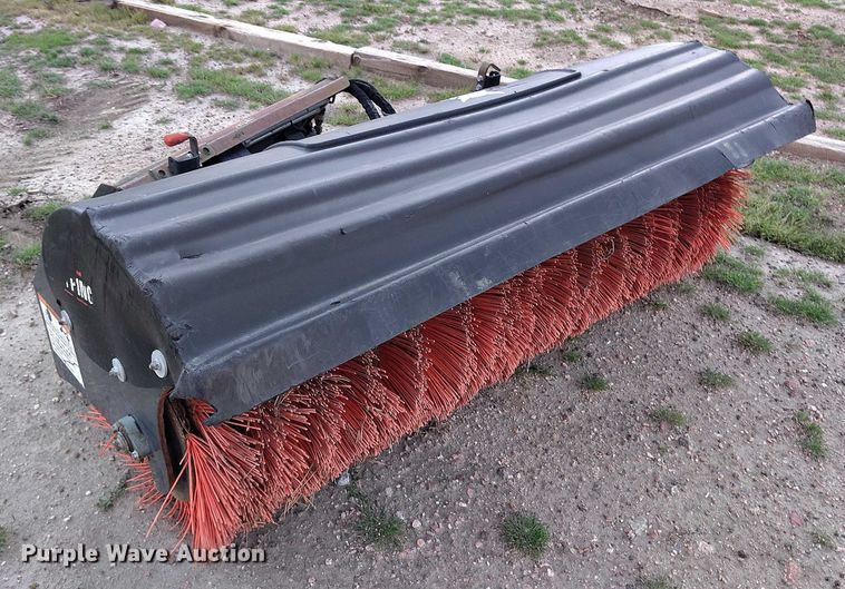 image for item IP9667 Bobcat 72