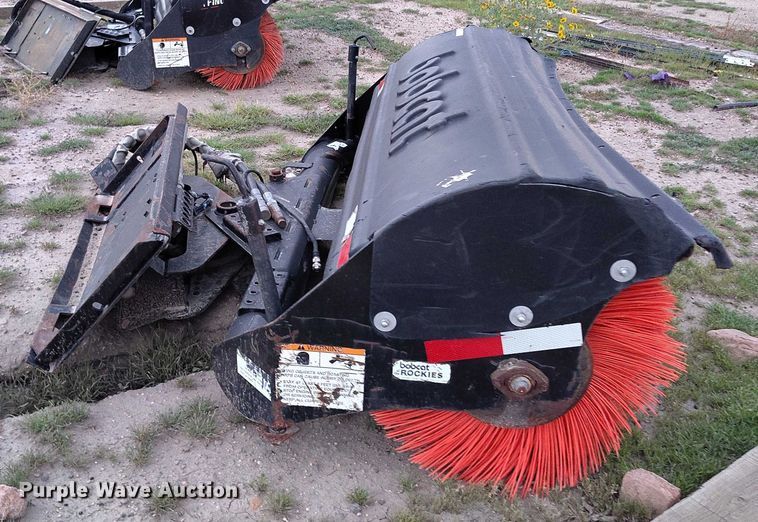 image for item IP9669 Bobcat  72