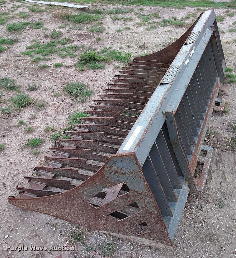 image for item IP9671 Bobcat 72