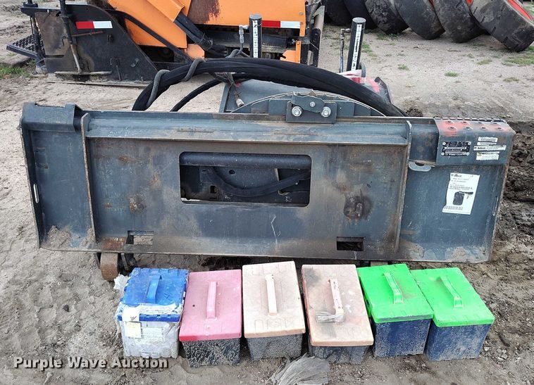 image for item IP9672 2021 Bobcat 24PLA skid steer cold planer