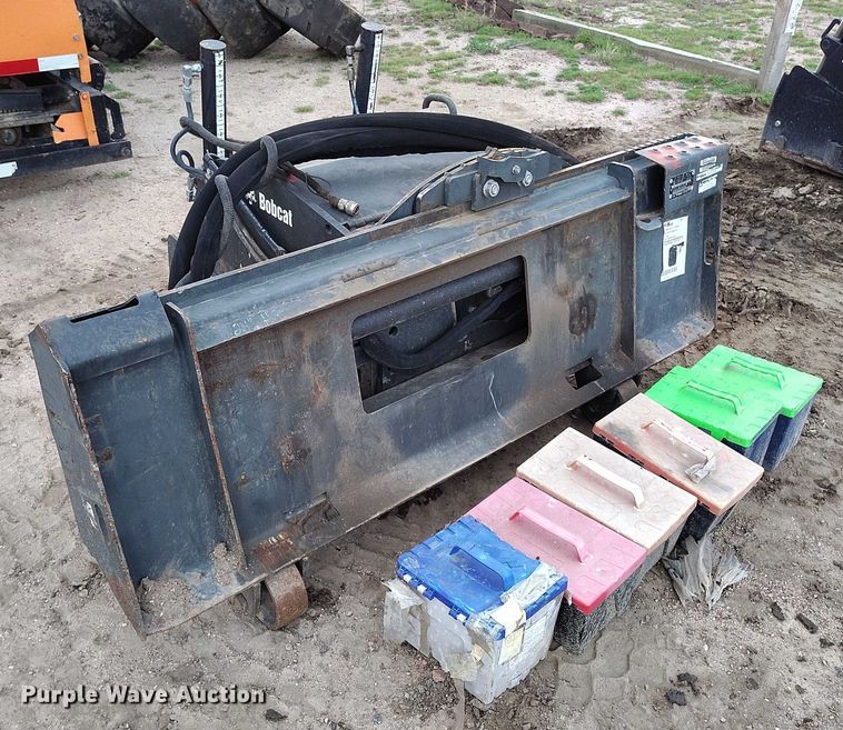 image for item IP9672 2021 Bobcat 24PLA skid steer cold planer