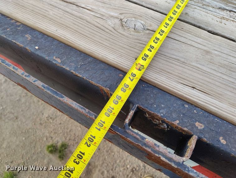 image for item IP9675 2002 Kaufman equipment trailer