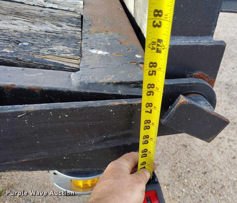 image for item IP9675 2002 Kaufman equipment trailer