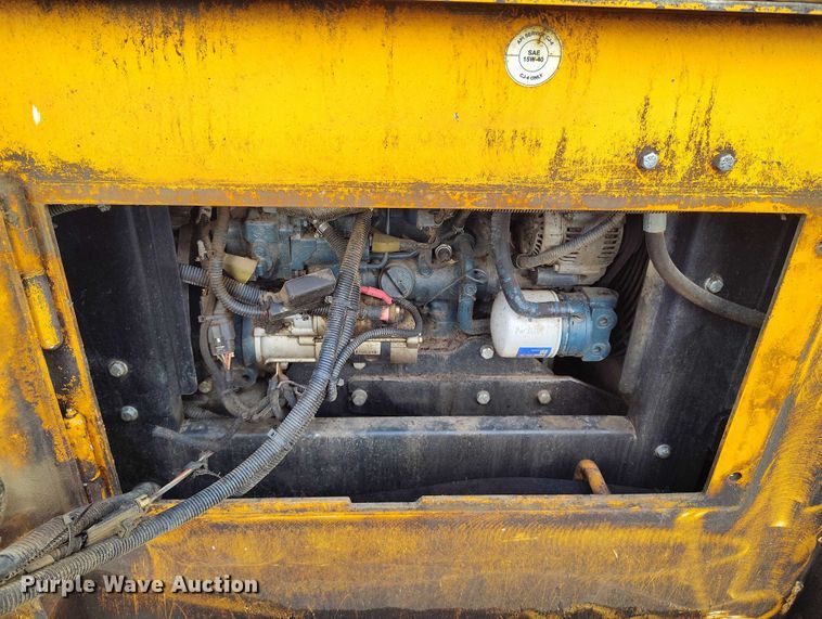 image for item IP9677 2018 LeeBoy 7000C paver