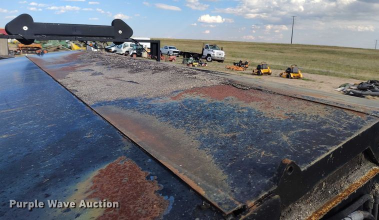 image for item IP9678 2012 International WorkStar 7500 pothole patcher truck