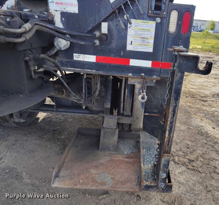 image for item IP9678 2012 International WorkStar 7500 pothole patcher truck