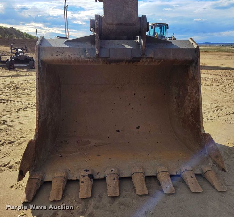 image for item IP9707 2014 John Deere 470G LC excavator