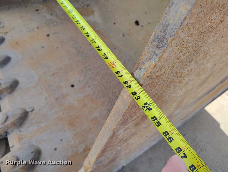 image for item IP9707 2014 John Deere 470G LC excavator