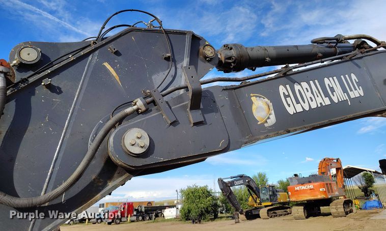 image for item IP9707 2014 John Deere 470G LC excavator