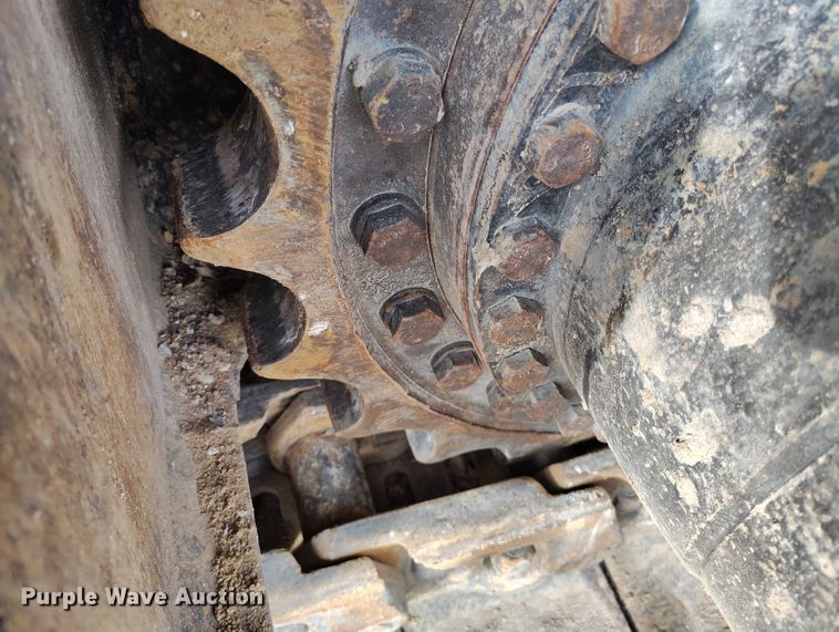 image for item IP9707 2014 John Deere 470G LC excavator