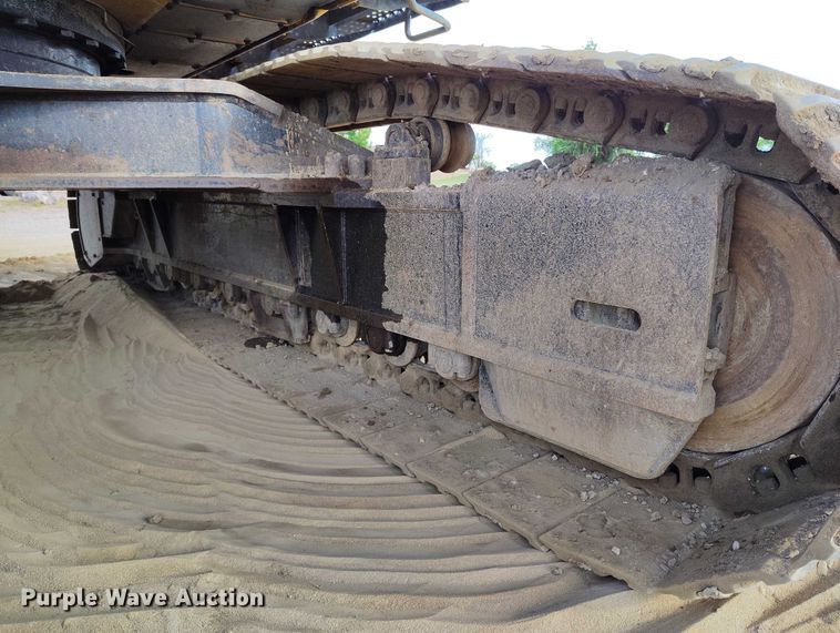 image for item IP9707 2014 John Deere 470G LC excavator