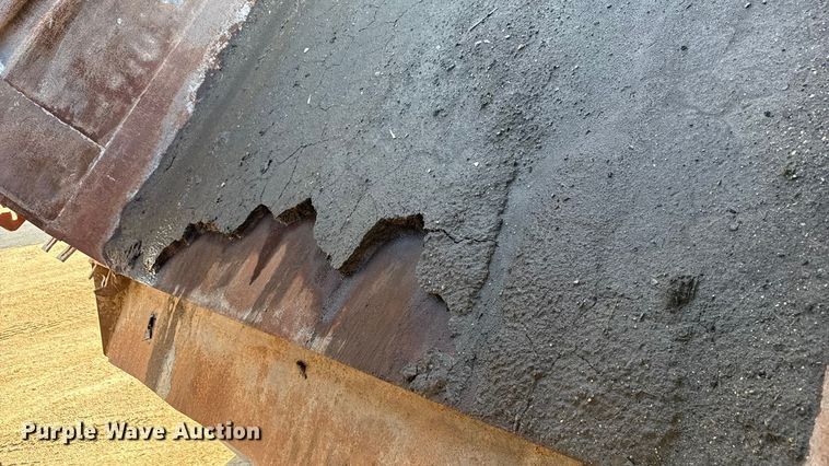 image for item ND9416 1995 Ford L9000 dump truck