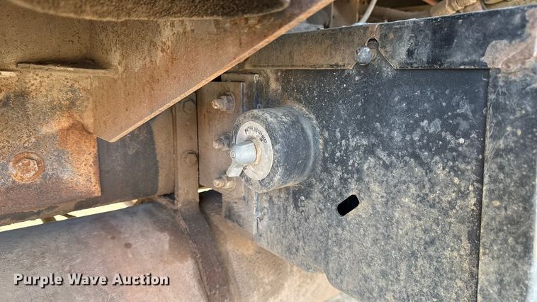 image for item ND9416 1995 Ford L9000 dump truck