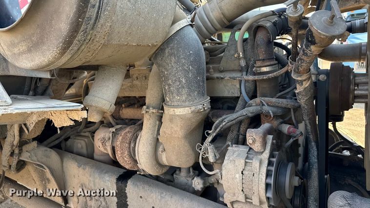 image for item ND9416 1995 Ford L9000 dump truck