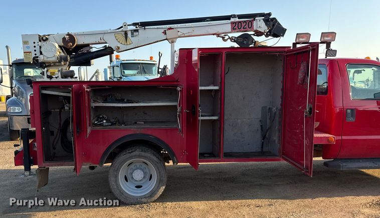 image for item ND9417 2013 Ford F450 utility / service truck