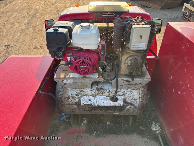 image for item ND9417 2013 Ford F450 utility / service truck